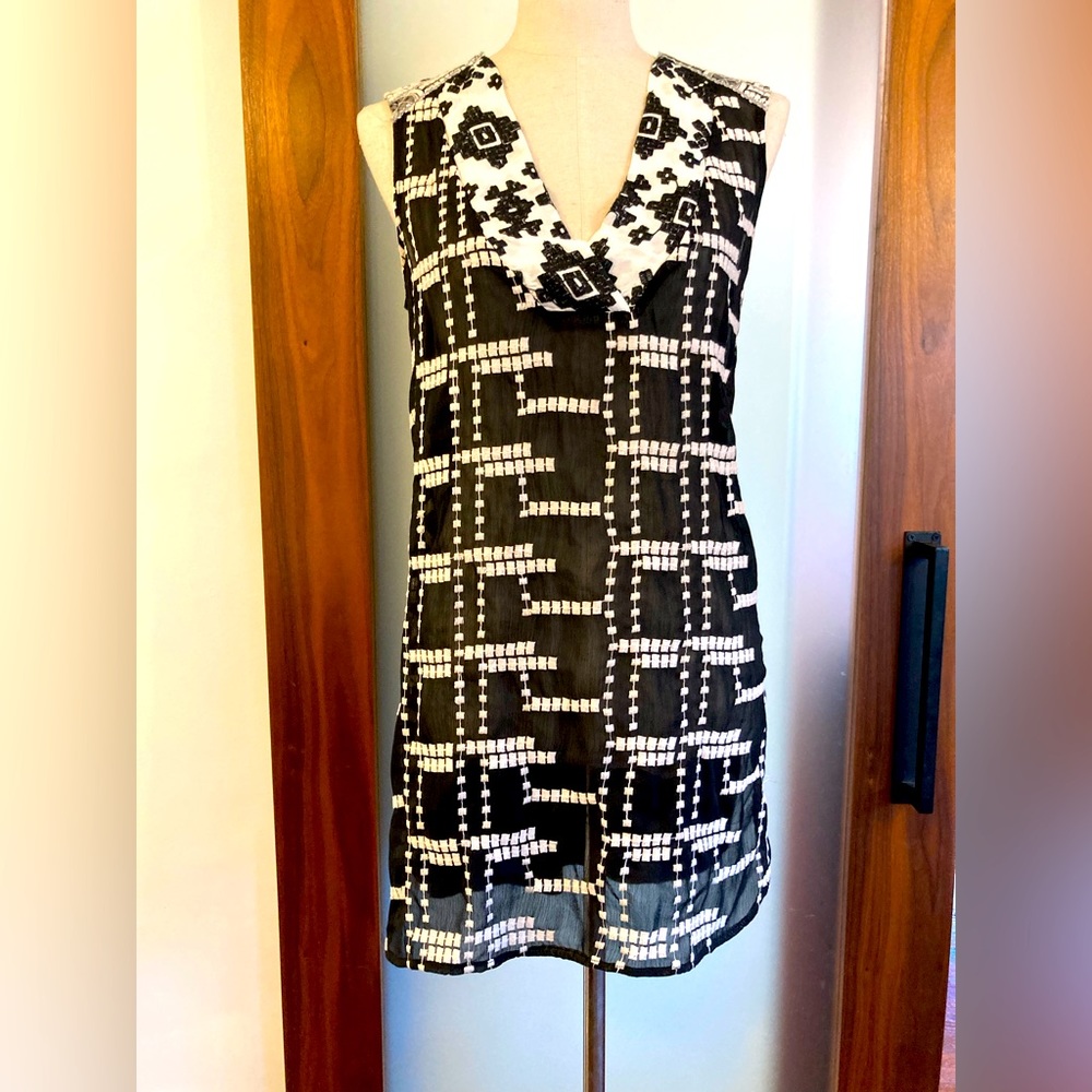 Anthropologie Tiny tank tunic. Sz S
